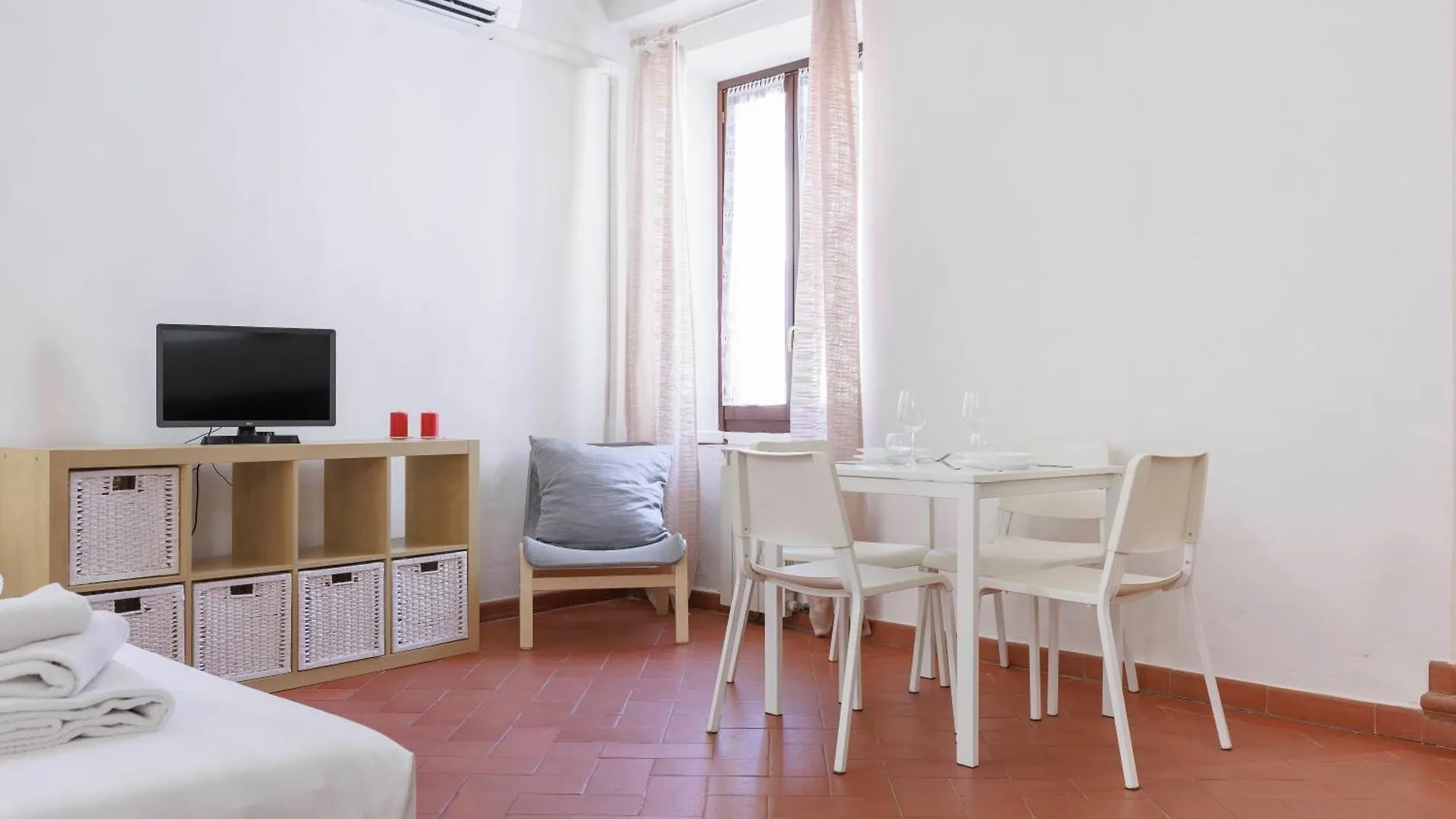 Santa Croce Nest location